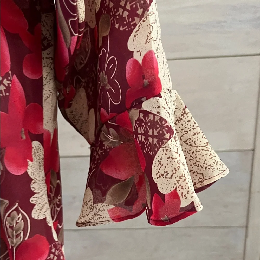 Sag Harbor Red and Cream Floral Blouse 22W - Picture 4 of 5